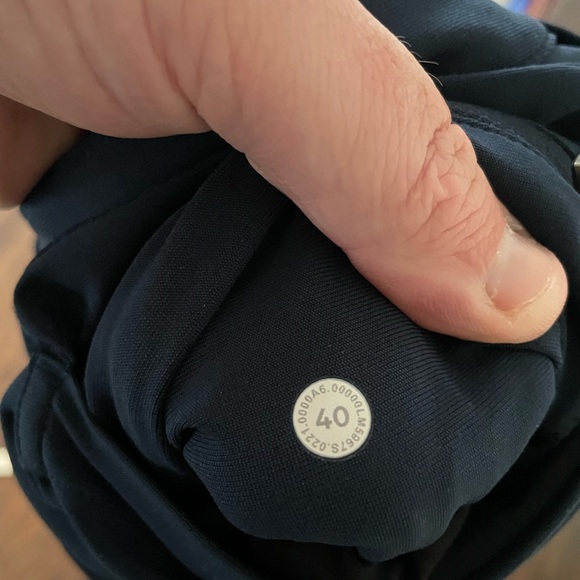 Lululemon ABC Pant Navy Blue Size 40 x 31 - Picture 4 of 5